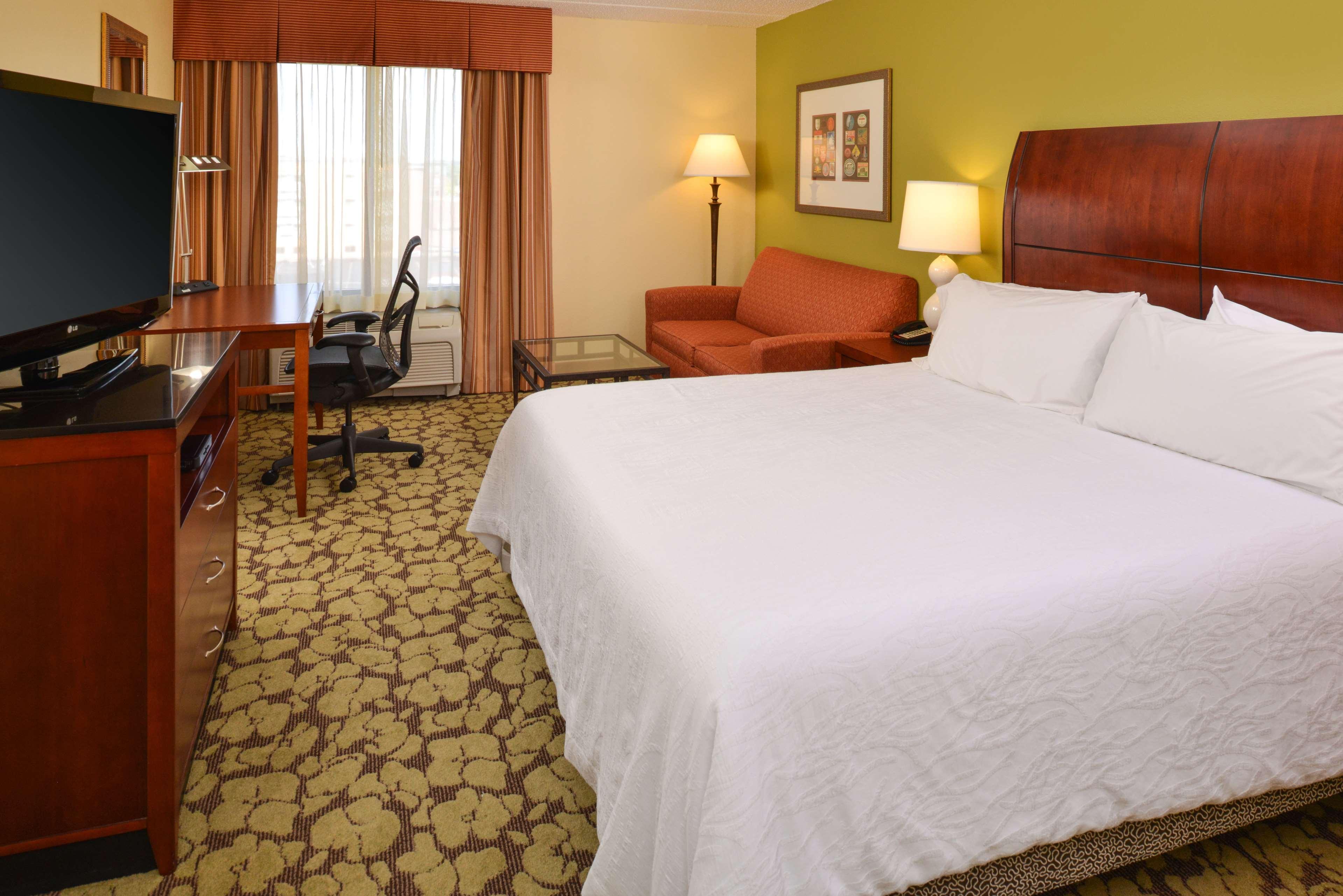 Hilton Garden Inn Терре-Хот Экстерьер фото