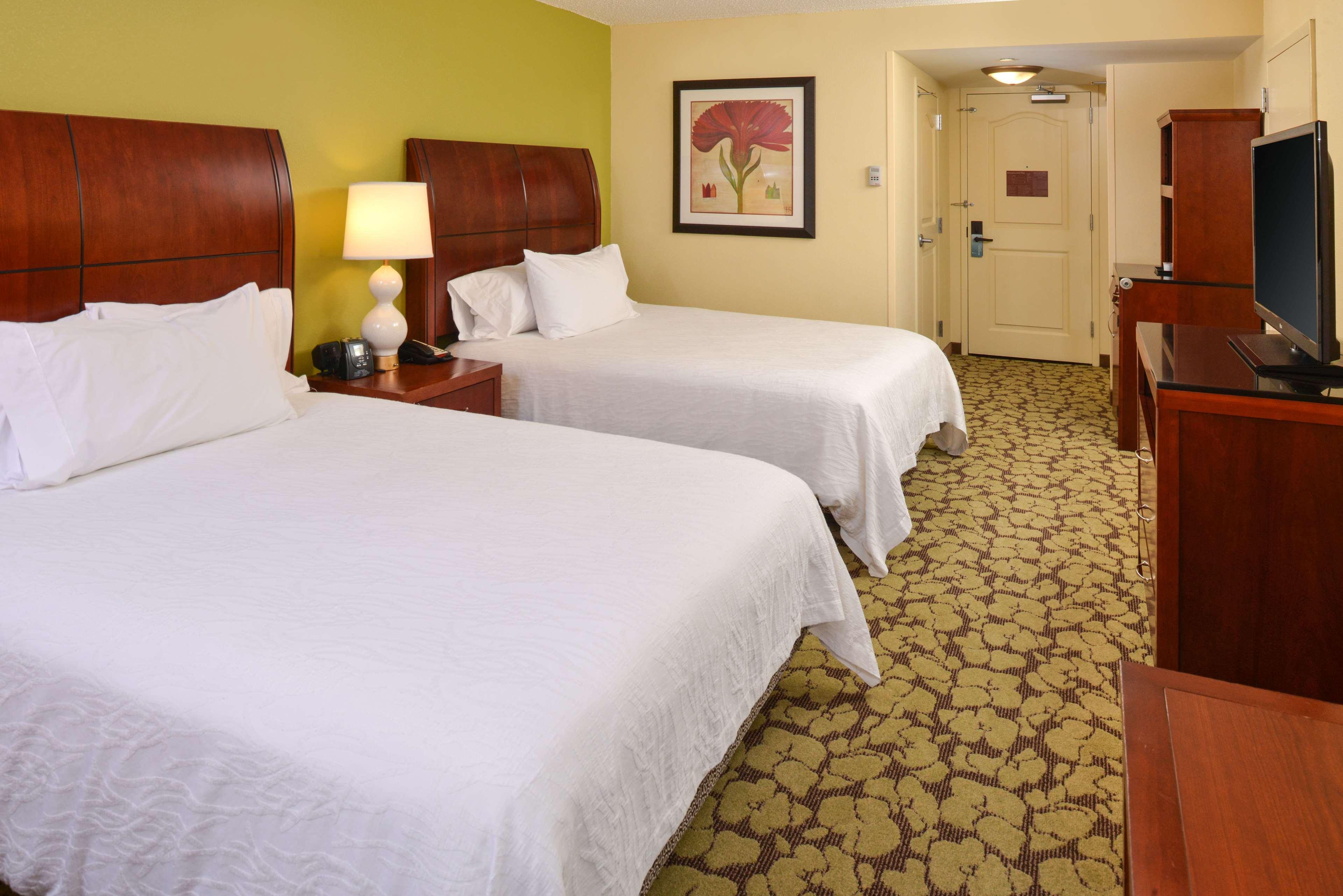 Hilton Garden Inn Терре-Хот Экстерьер фото