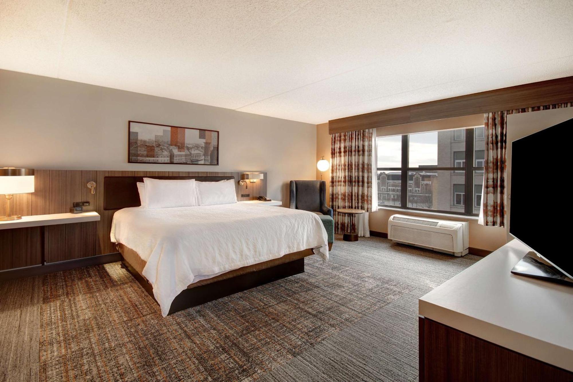 Hilton Garden Inn Терре-Хот Экстерьер фото