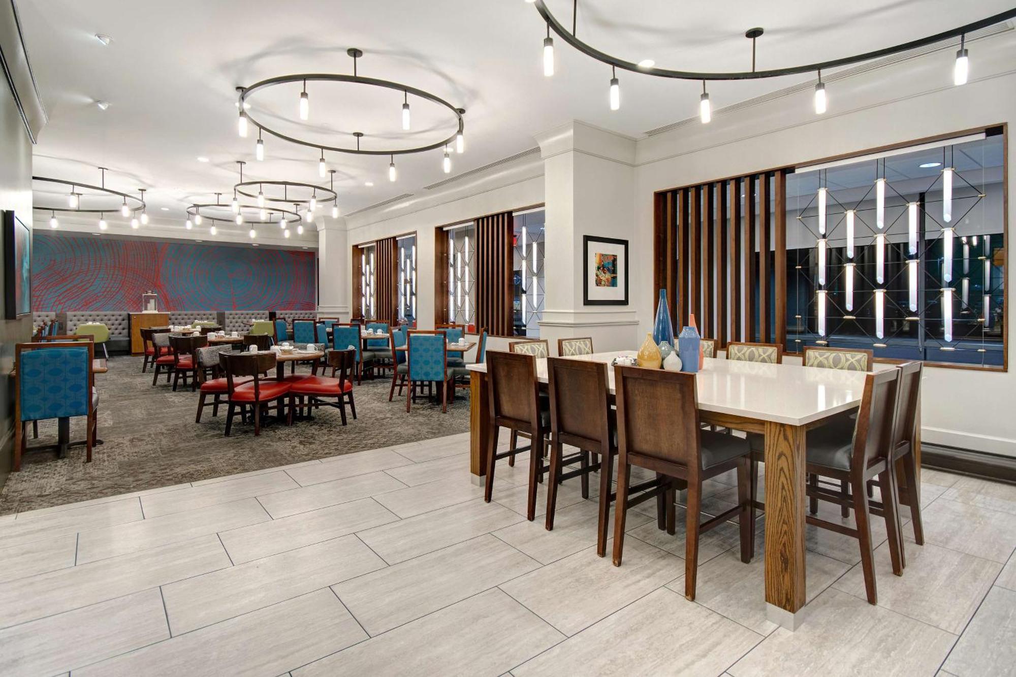 Hilton Garden Inn Терре-Хот Экстерьер фото